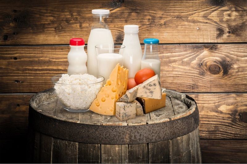 LAIT ET AUTRES PRODUITS LAITIERS (Achat minimum de 50 tonnes)