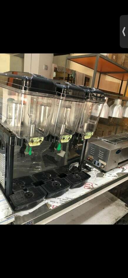 DISTRIBUTEUR DE JUS