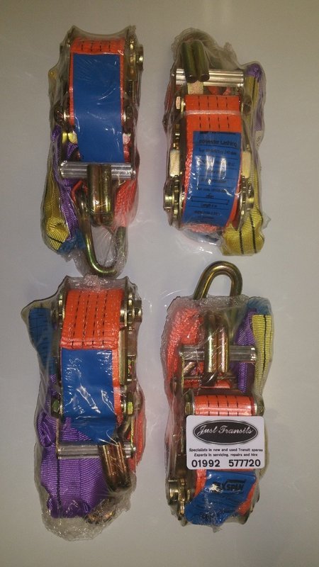 4 x Recovery ratchet straps and chokers sys2000