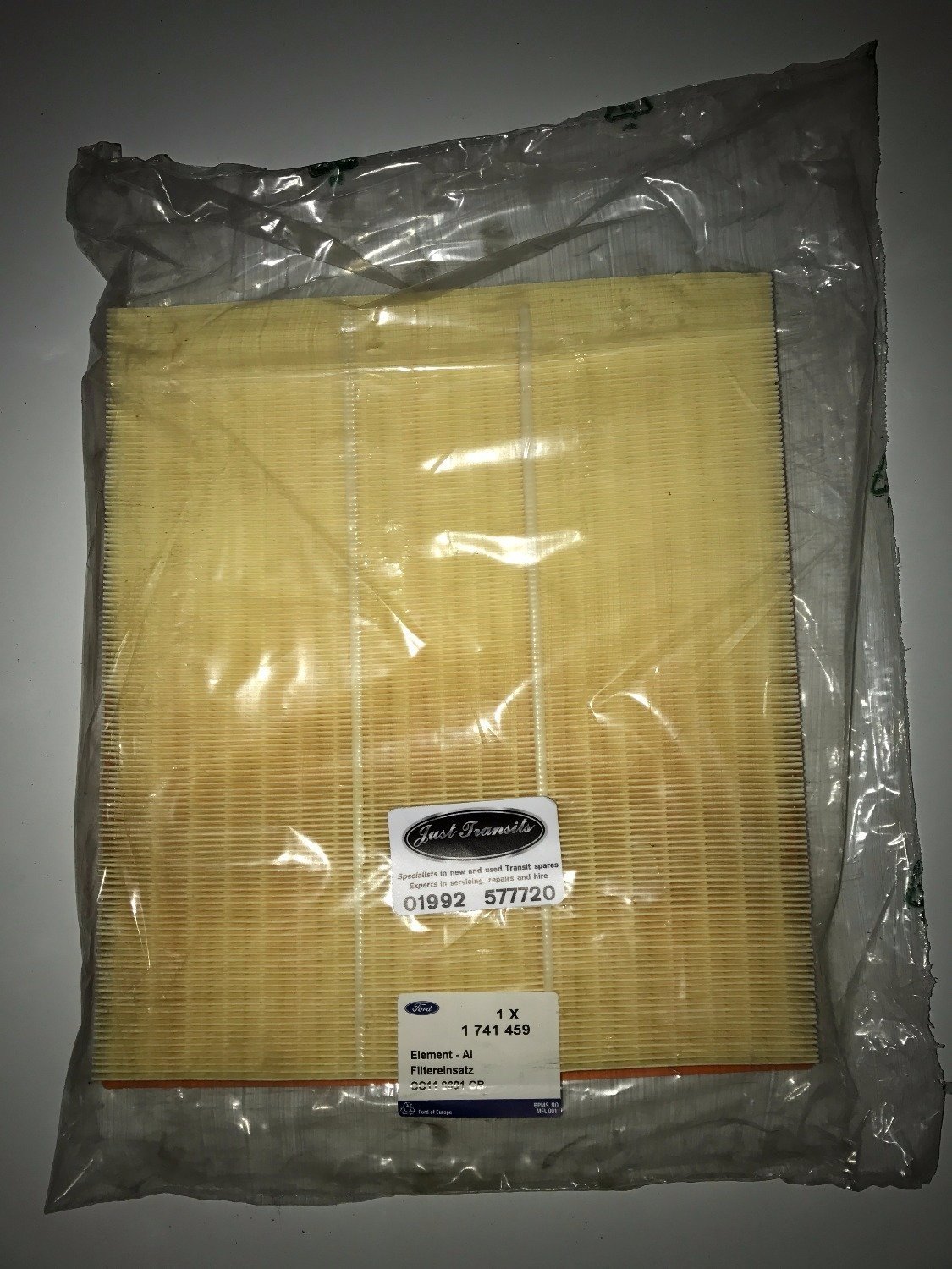 Genuine Ford Transit MK7 2006 to 2014 2.2 fwd air filter Genuine Ford Transit MK7 2006 to 2014 2.2 fwd air filter