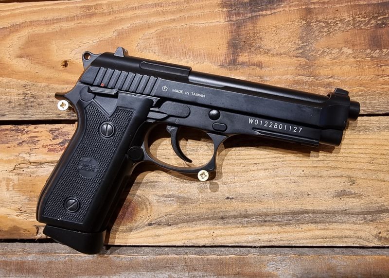 S/H Swiss Arms SA92 4.5mm BB Air Pistol