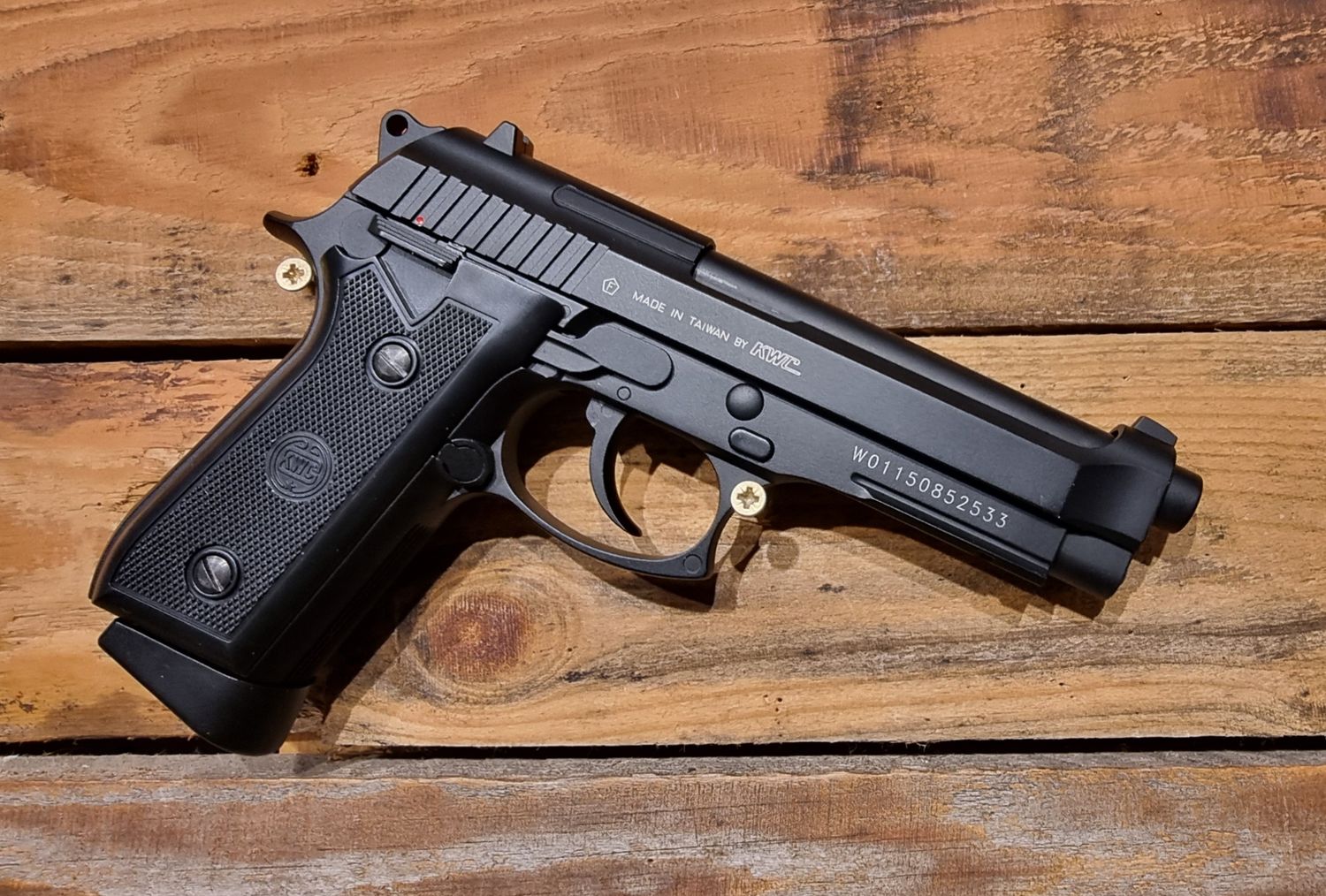 S/H KWC PT92 4.5mm BB Air Pistol