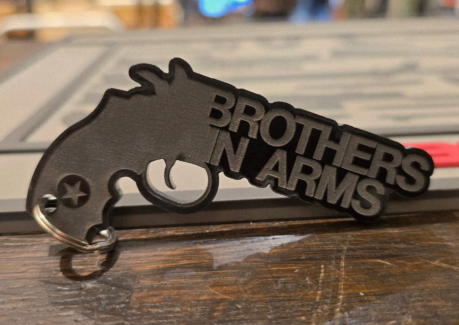 Official Brothers in Arms Pistol Keyring Official Brothers in Arms Pistol Keyring