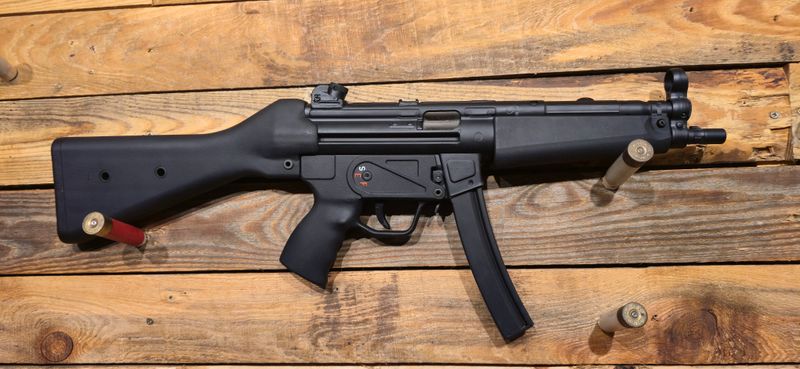 S/H H&K MP5 9mm Semi Auto SMG