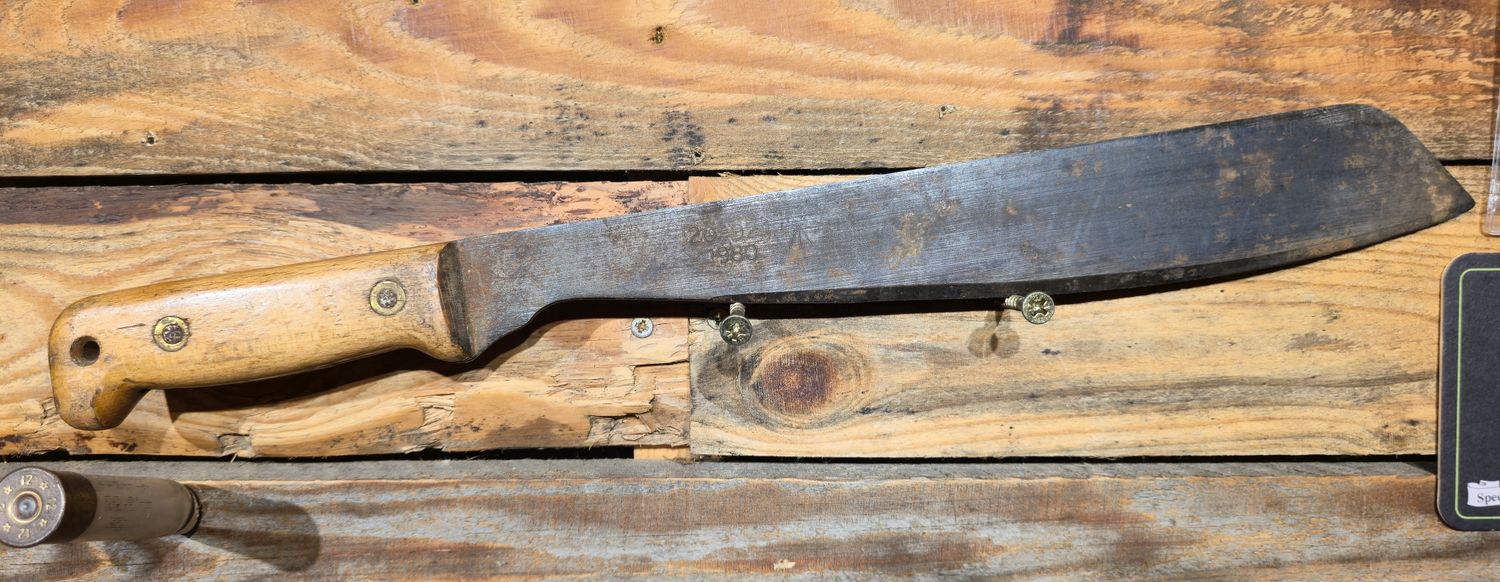 S/H Genuine British Army 1980 Jungle Machete S/H Genuine British Army 1980 Jungle Machete