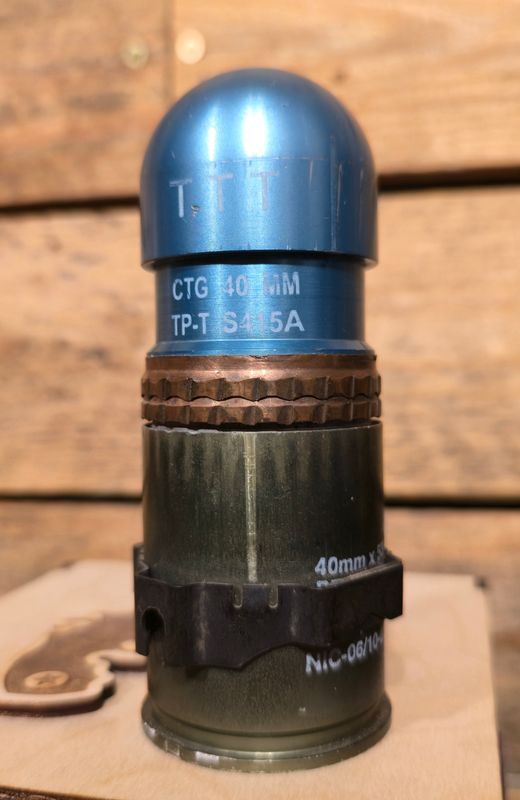 Inert US 40mm Training Tracer Grenade Round