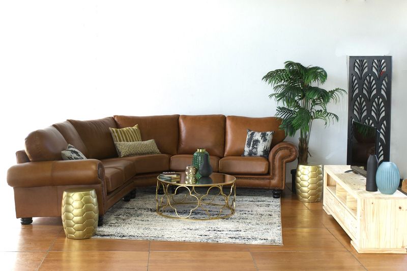 Mondial Corner Unit in Fullgrain Leather