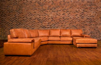 Bellini Corner with added Daybed in Fullgrain Leather