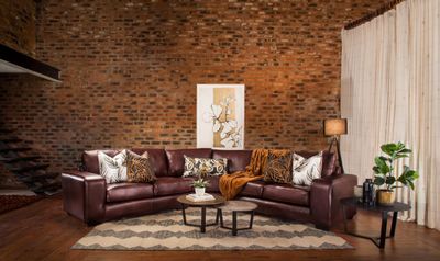 Valour Corner Unit in Fullgrain Leather