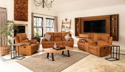 Lyla in Full Genuine Leather 3-2-1 with 6 Recliners + Console