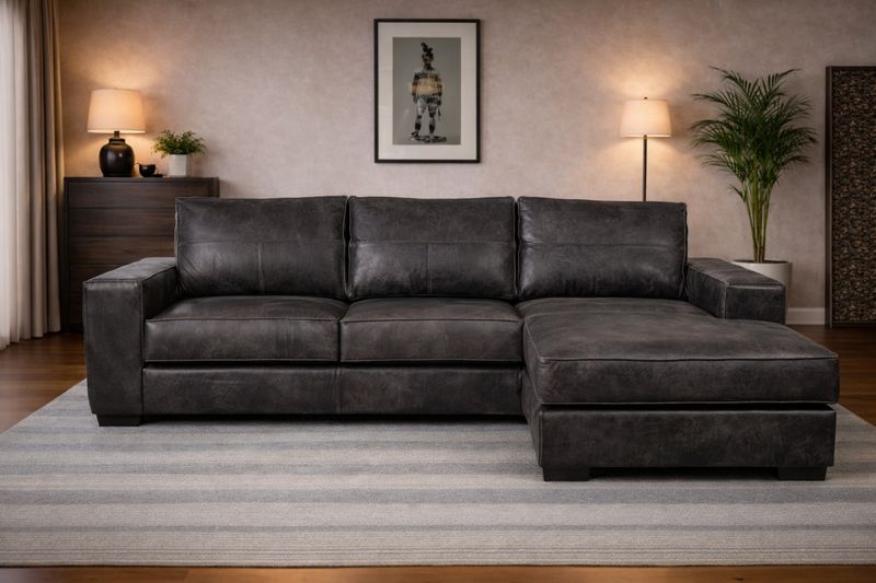 Avanti Daybed in Fullgrain Leather