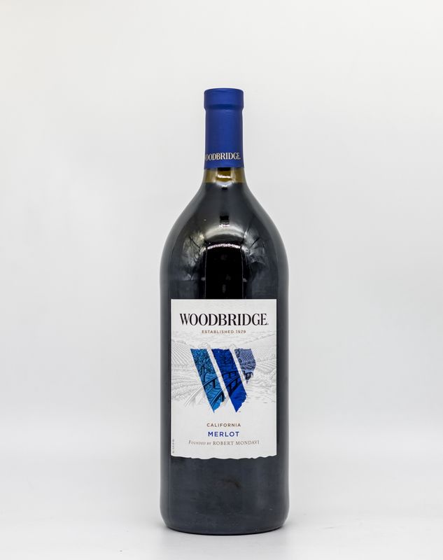 Woodbridge Merlot 750ml