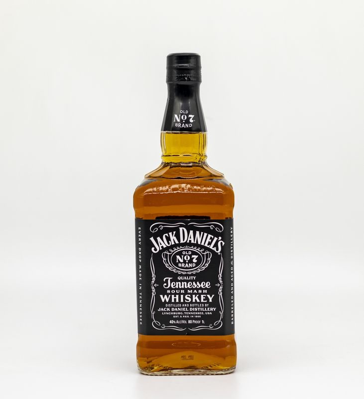 Jack Daniel&#39;s Old No. 7 Black Label 1L