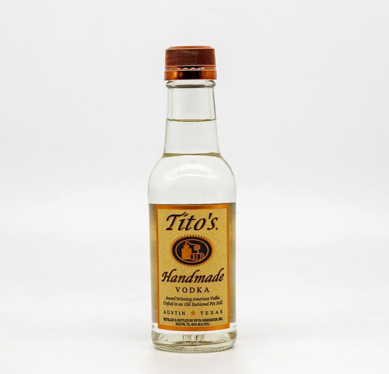 Tito&#39;s Handmade Vodka 200ml