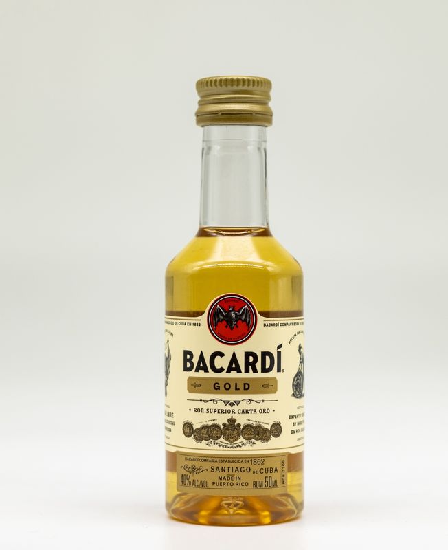 Bacardi Gold 50ml