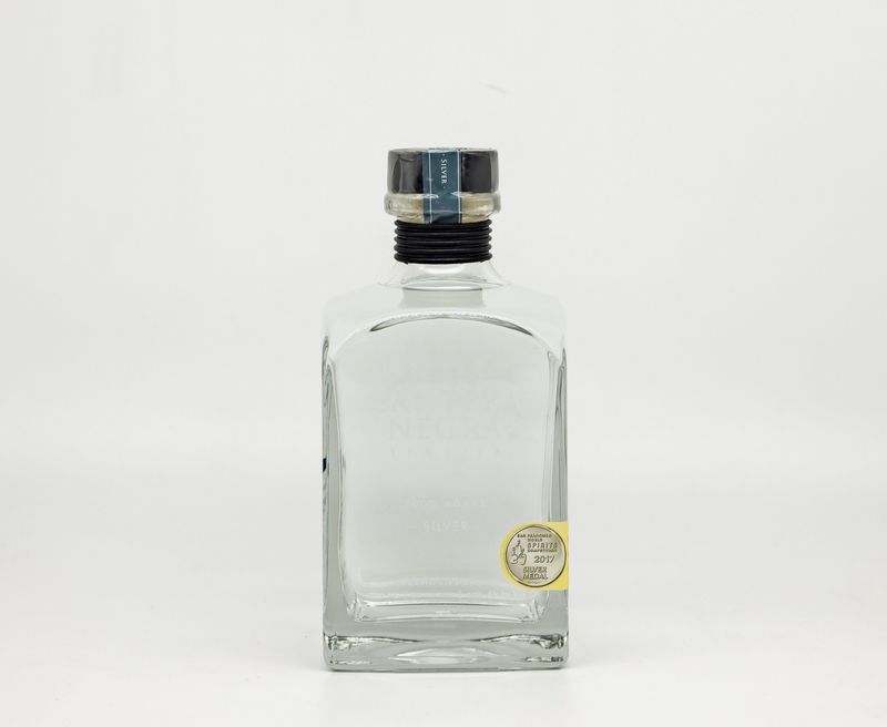 Cantera Negra Silver 750ml