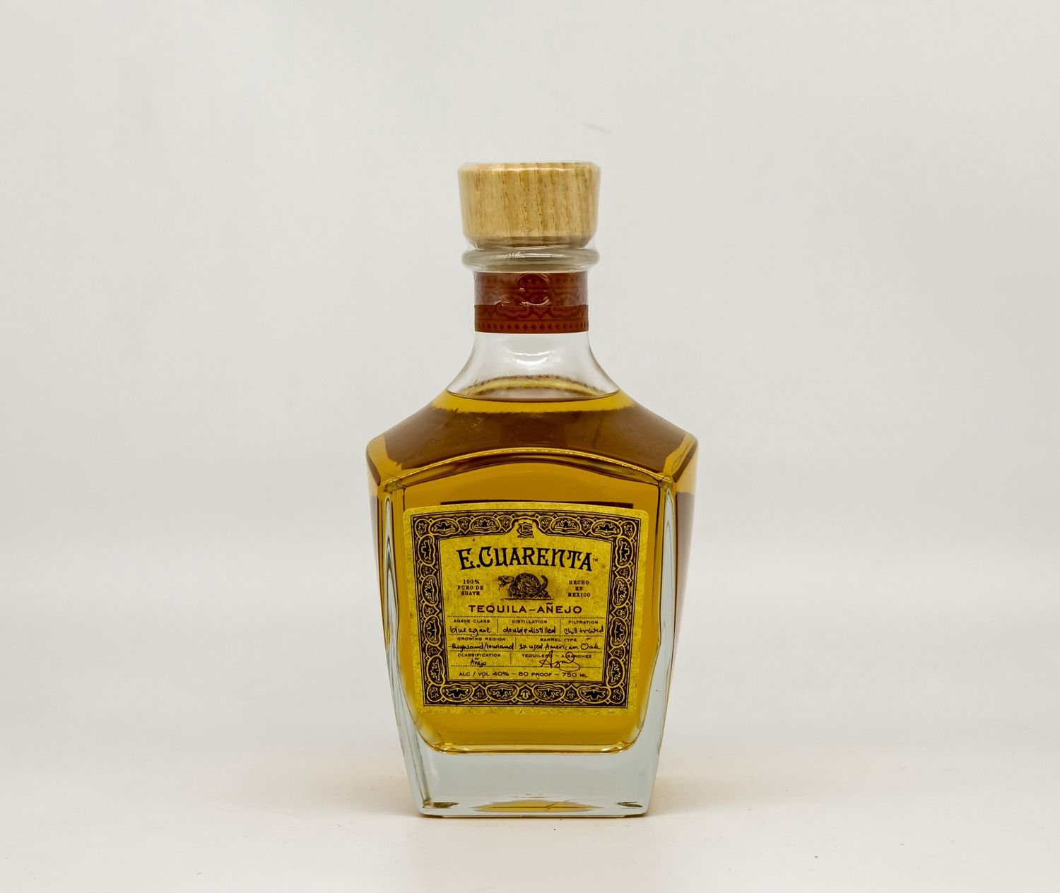 E Cuarenta Añejo 750ml