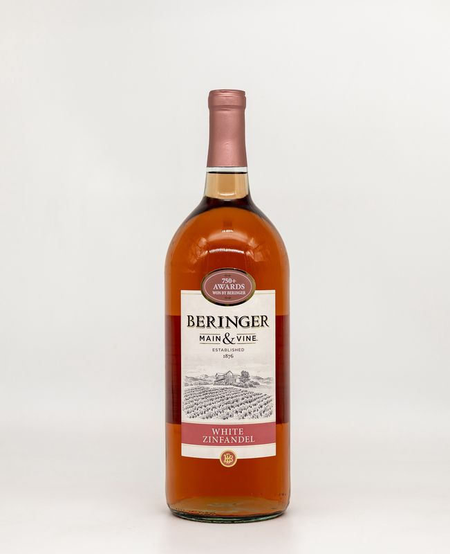 Beringer White Zinfandel 1.5L