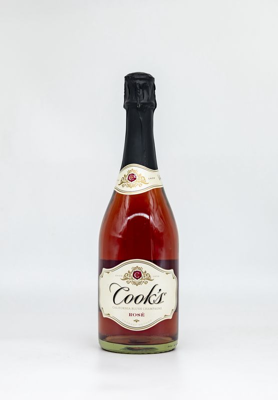 ​Cook's Sweet Rosé 750ml