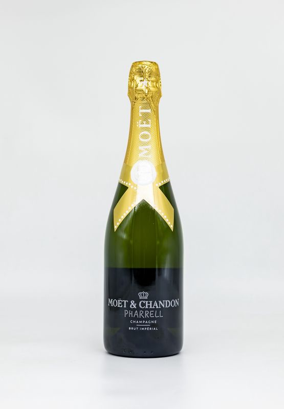 Moët &amp; Chandon Impérial Brut Pharrell Williams Limited Edition Gift Box 750ml
