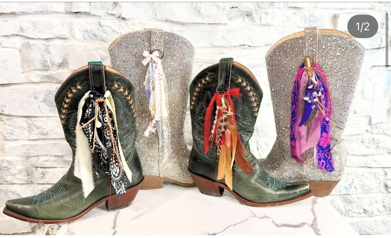 Purse/Boot Charm Bar