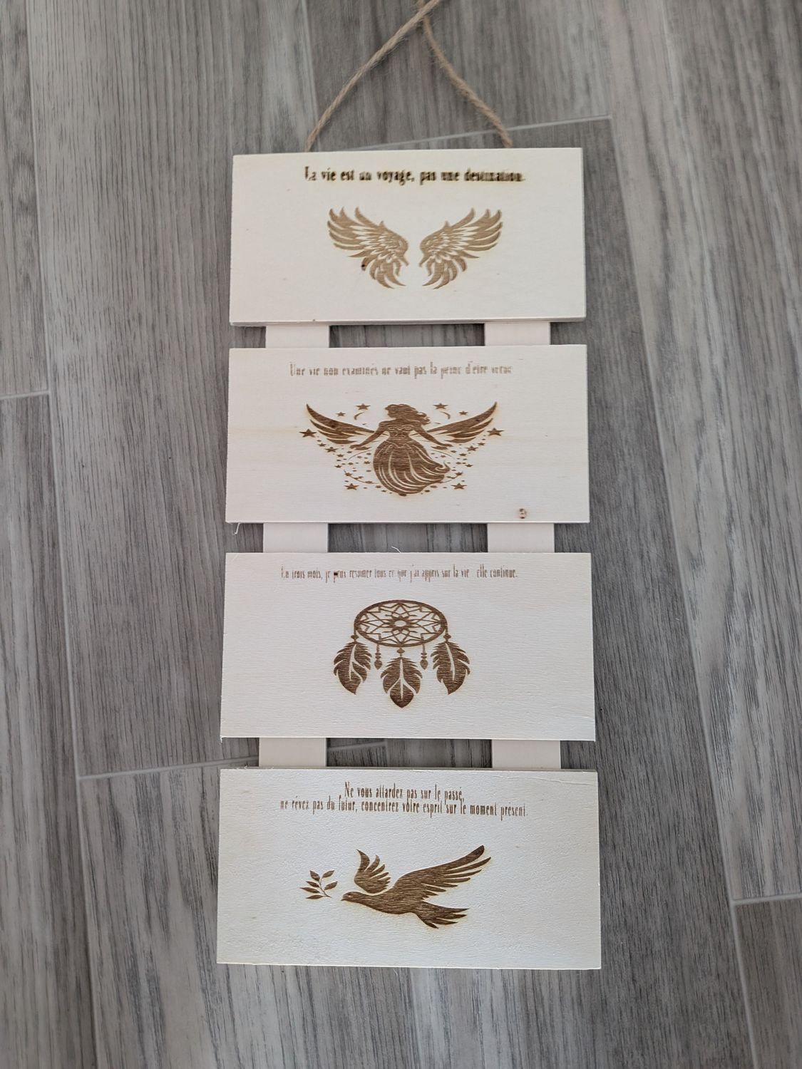 Lamelle de bois Avec Dessin et texte