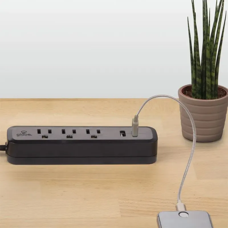 Barre de surtension GLOBE avec 3 prises et 2 prises USB - 900J - 15A - Noir - 1,8 m