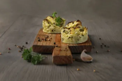 Pressé de pomme de terre, légumes de saison