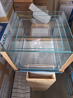 Akvariesett 240x240x220mm 12L