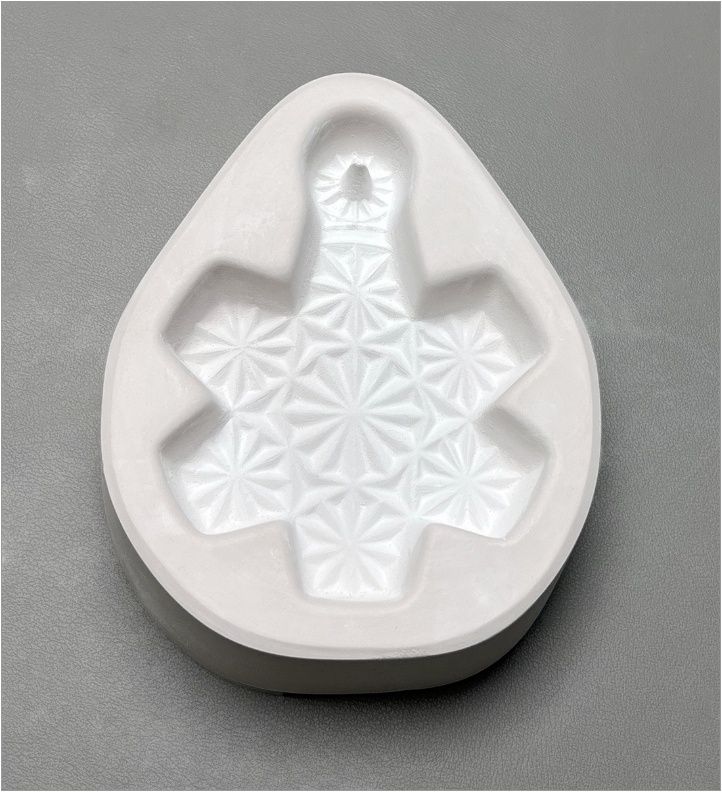 LF250 Crystal Flake Ornament