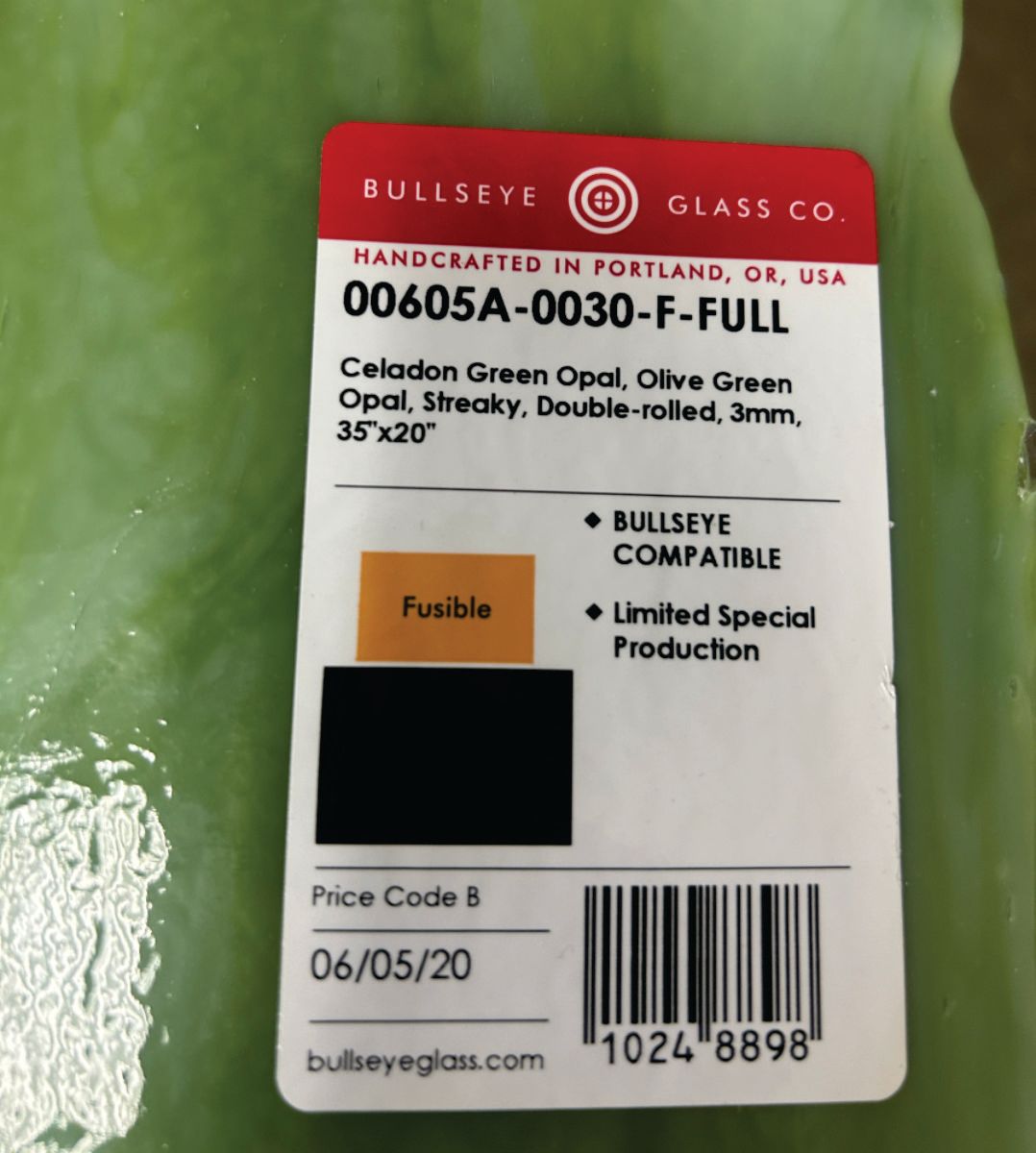 Celadon Green, Olive Green Opal Streaky 00605A