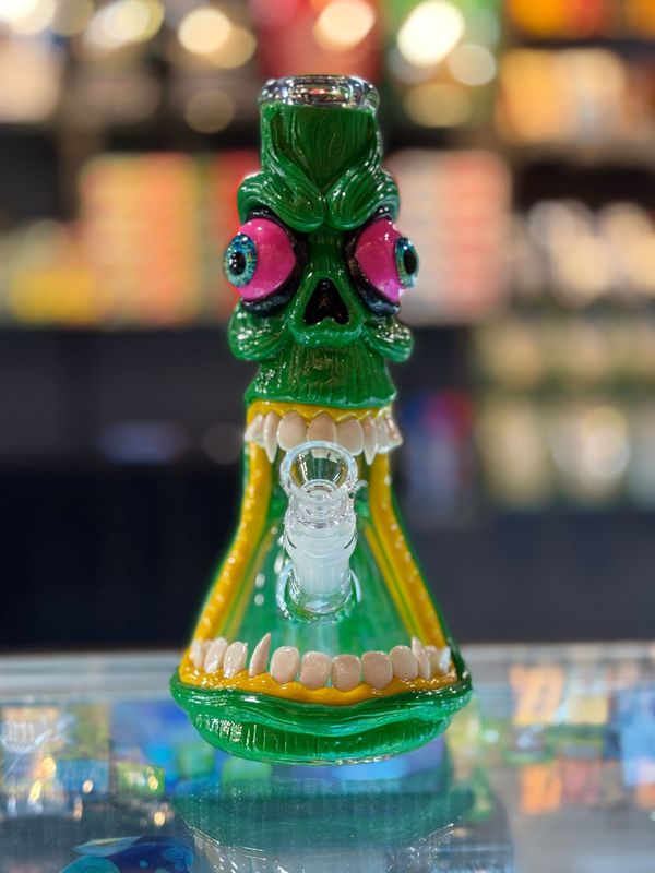 Monster Scream Bong