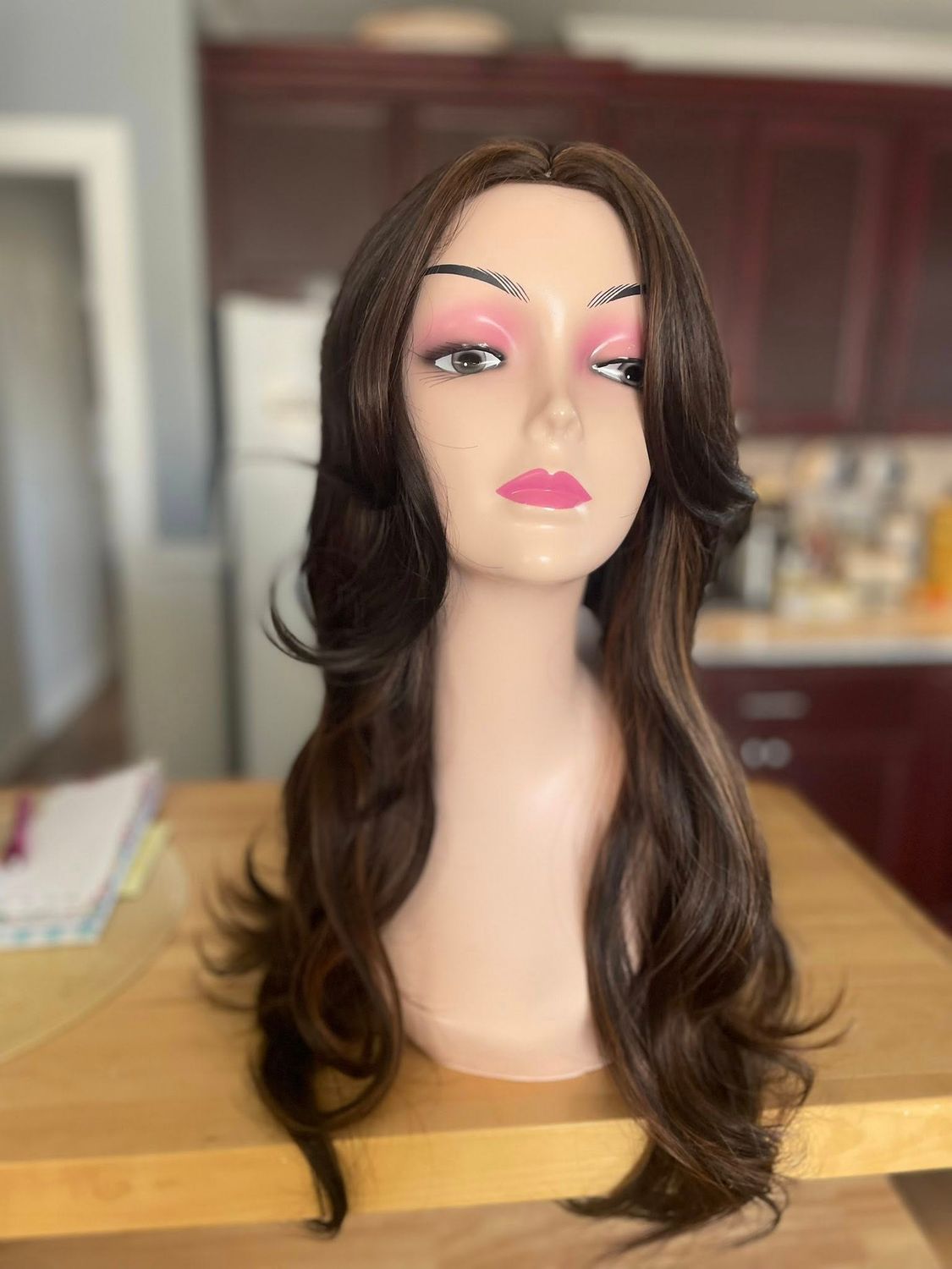 26&quot; heat resistant brown with caramel highlights