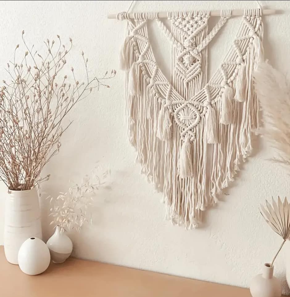 Macrame wall piece