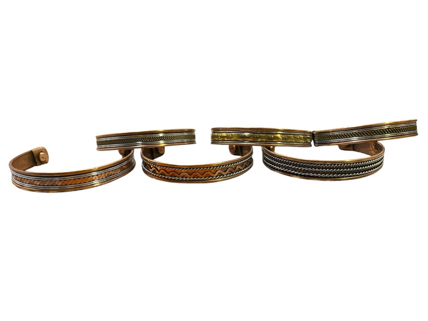 200 Pcs Assorted Copper Magnet Bangles