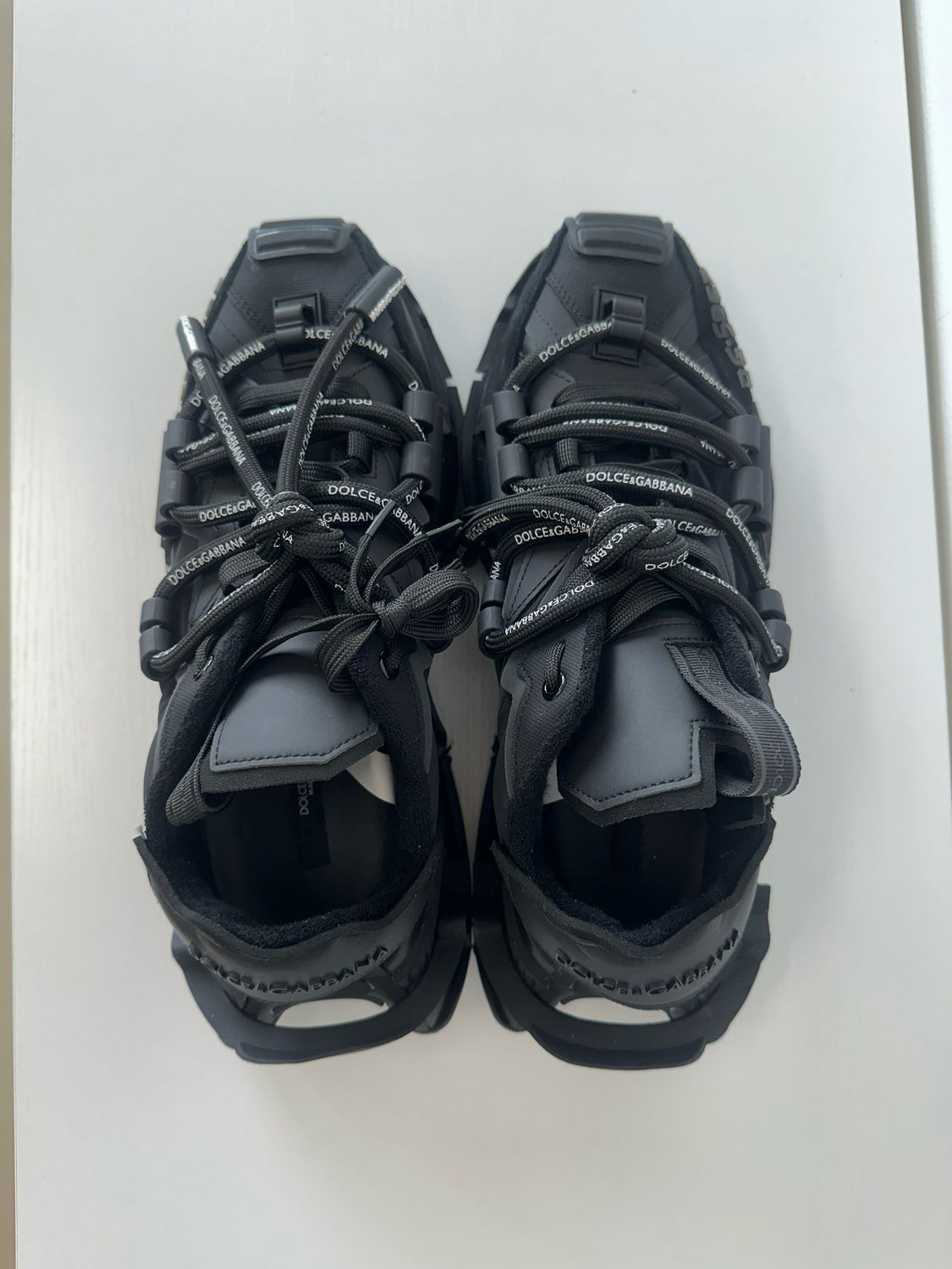 GD sneakers
