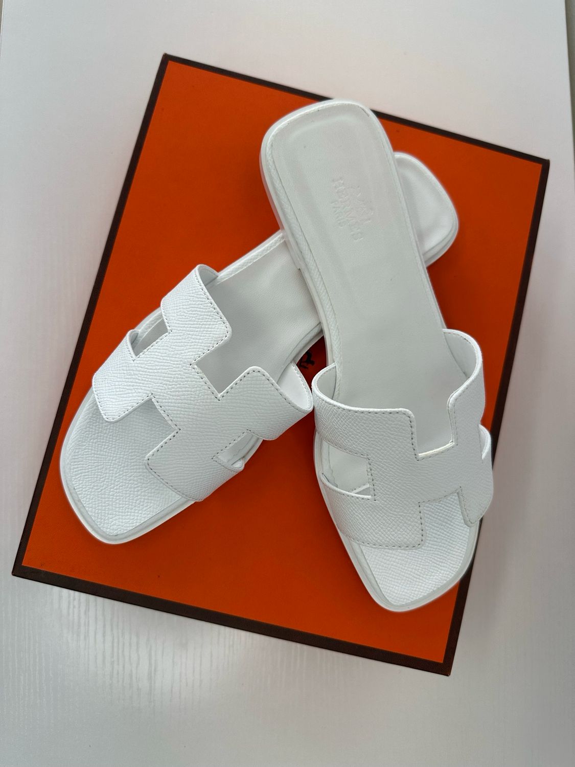 HM sandals