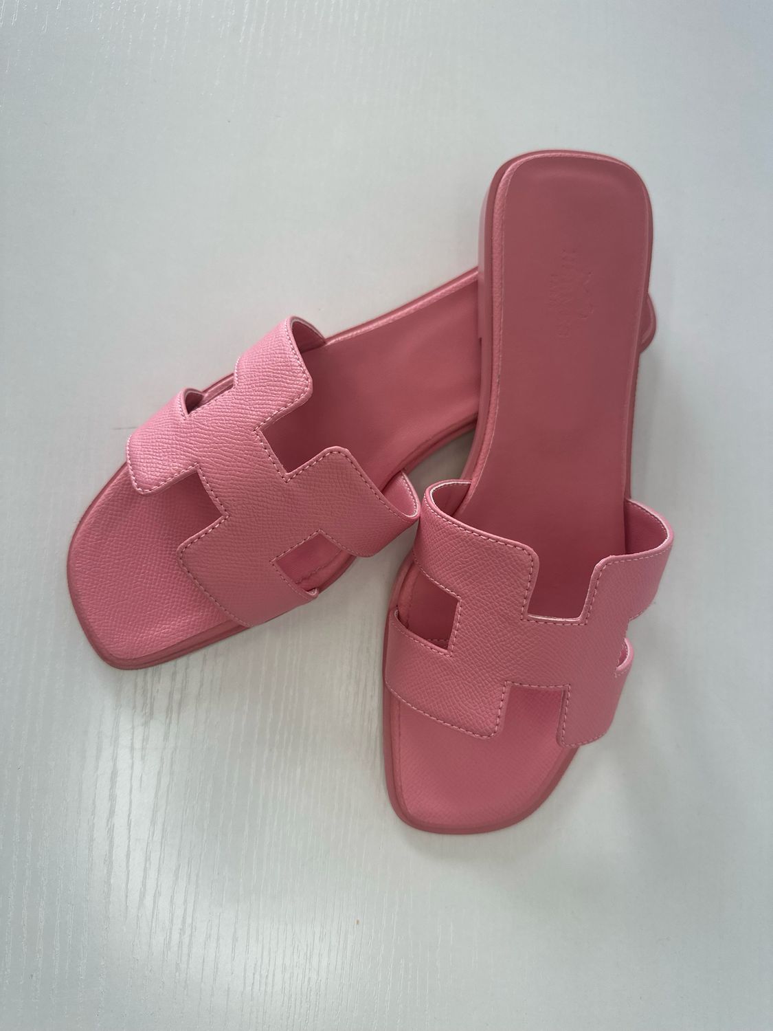 Sandals H
