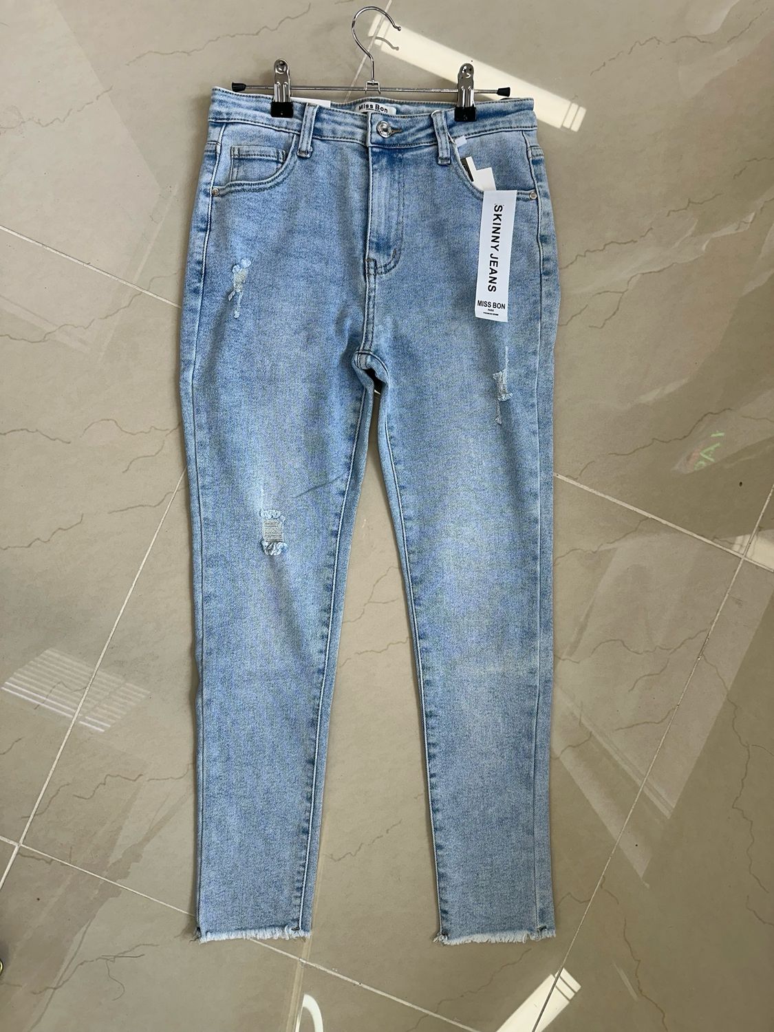 Women&#39;s jeans