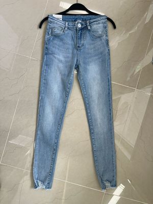 Women's jeans