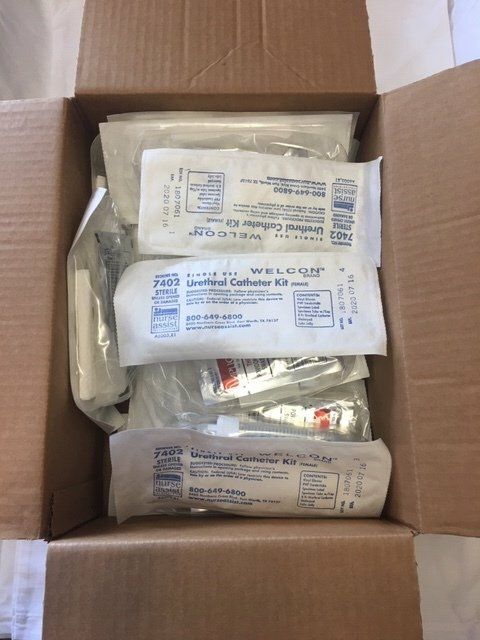 CATH KIT FEMALE 8fr W/GLOVES