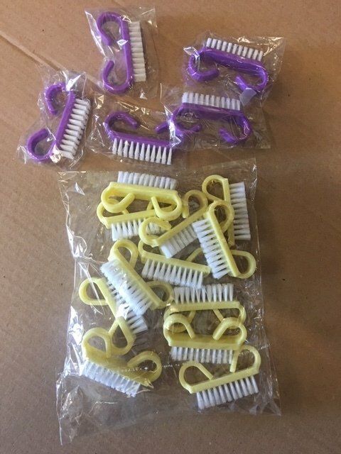 NAIL BRUSH-EA