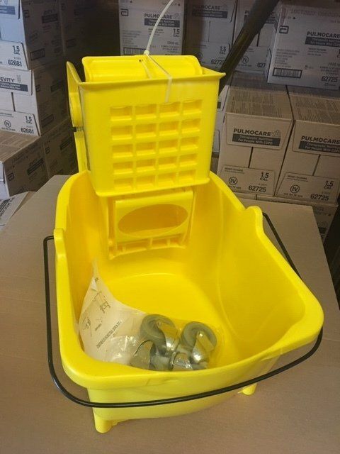 MOP BUCKET 35qt W/WRNGR #RM