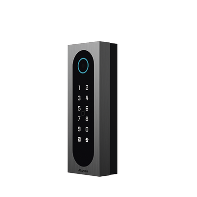 Control de Acceso Slim Akuvox A08S / Aluminio y Vidrio Templado / IP65 &amp; IK09 / Capacidad para 20,000 Tarjetas / Métodos de Acceso Multi (QR, Bluetooth, PIN, RFID) / Soporta Wiegand / 1 Salida de Rela