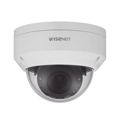 Cámara IP Tipo Domo Antivandálico 4 Megapíxel / Lente 3.3 a 10.3 mm / IR 30M / WDR 120db / IP66 / IK10 / H.265 &amp; WiseStream