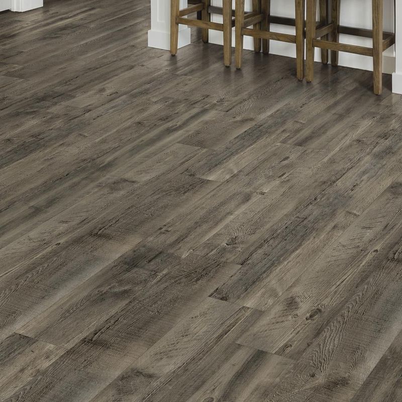 Cornerstone Oak AquaFlor Plus Water Resistant Laminate