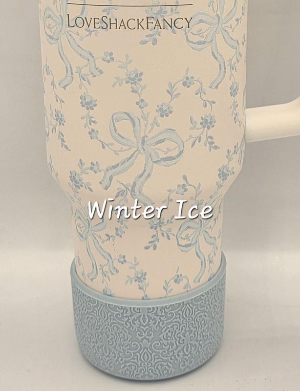 Coquette Bow – Winter Ice
