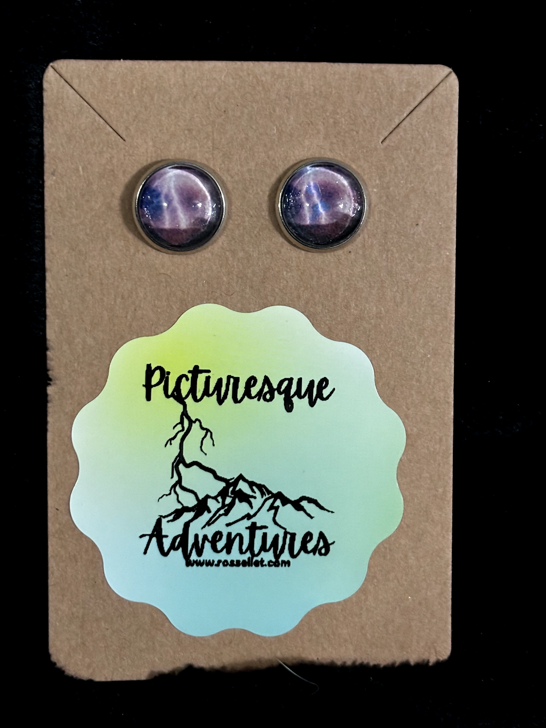 Stud Earrings: Lightning