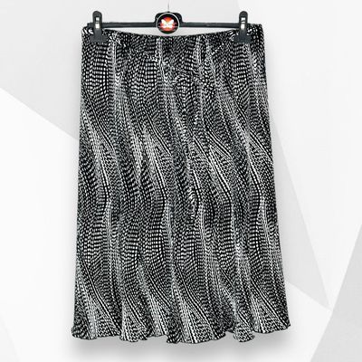 **SALES** Falda midi plisada Talla 42/44