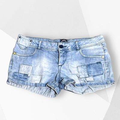 Short vaquero BERSHKA Talla 36